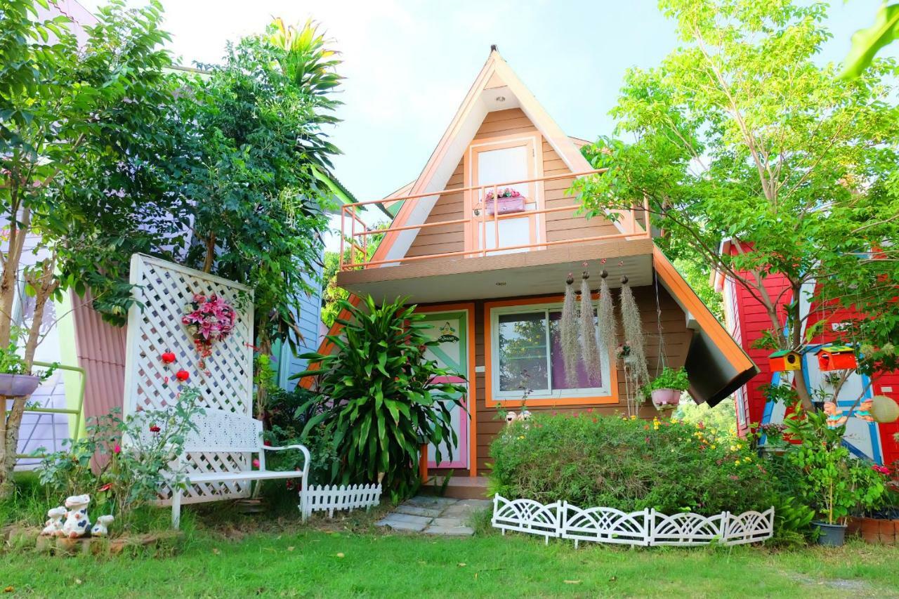 A Houses Homestay Nakhonratchasima Eksteriør billede