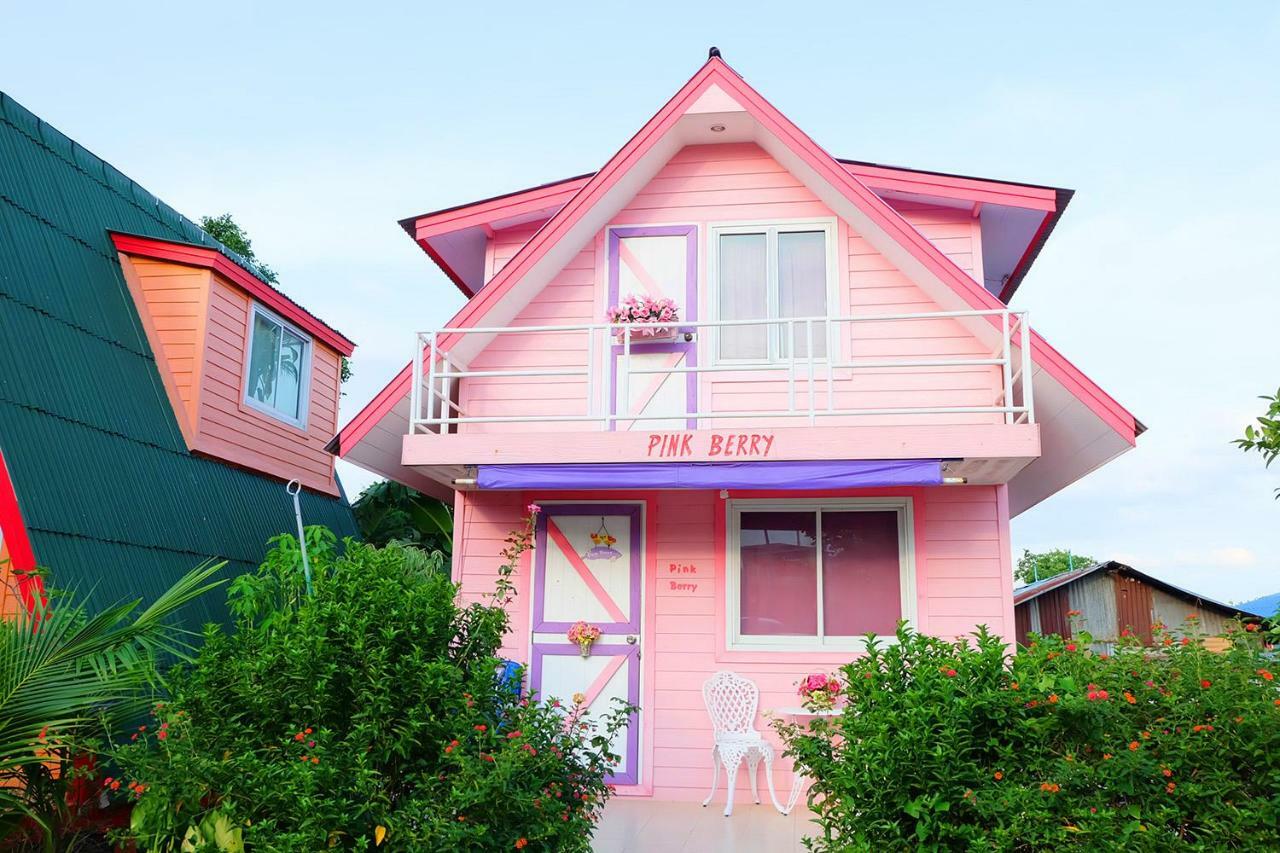 A Houses Homestay Nakhonratchasima Eksteriør billede