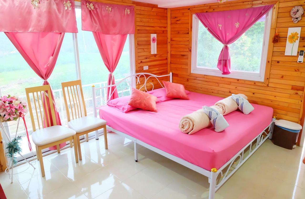 A Houses Homestay Nakhonratchasima Eksteriør billede
