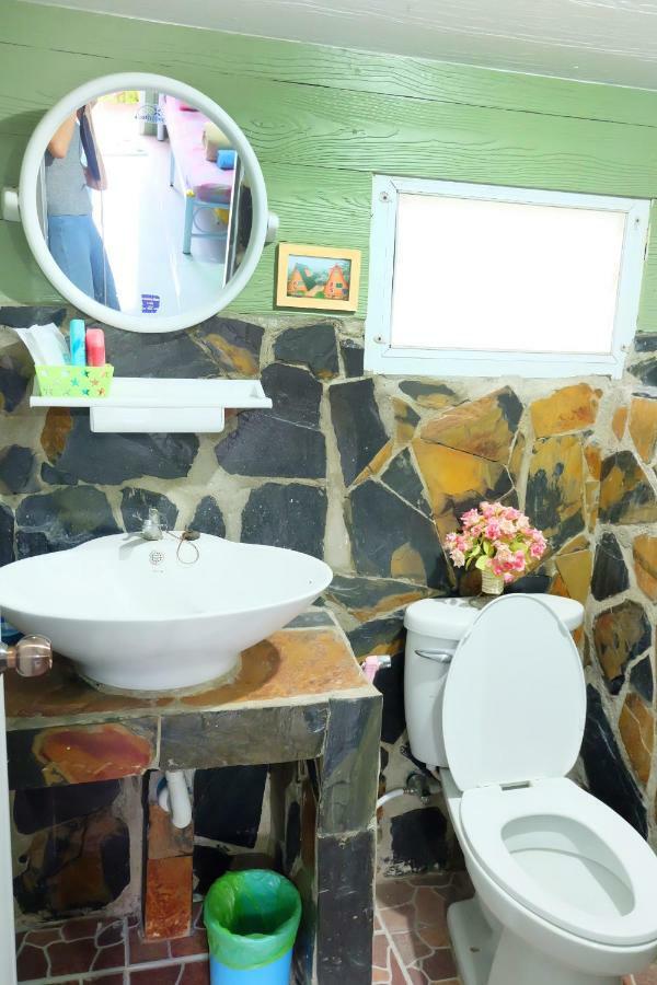 A Houses Homestay Nakhonratchasima Eksteriør billede