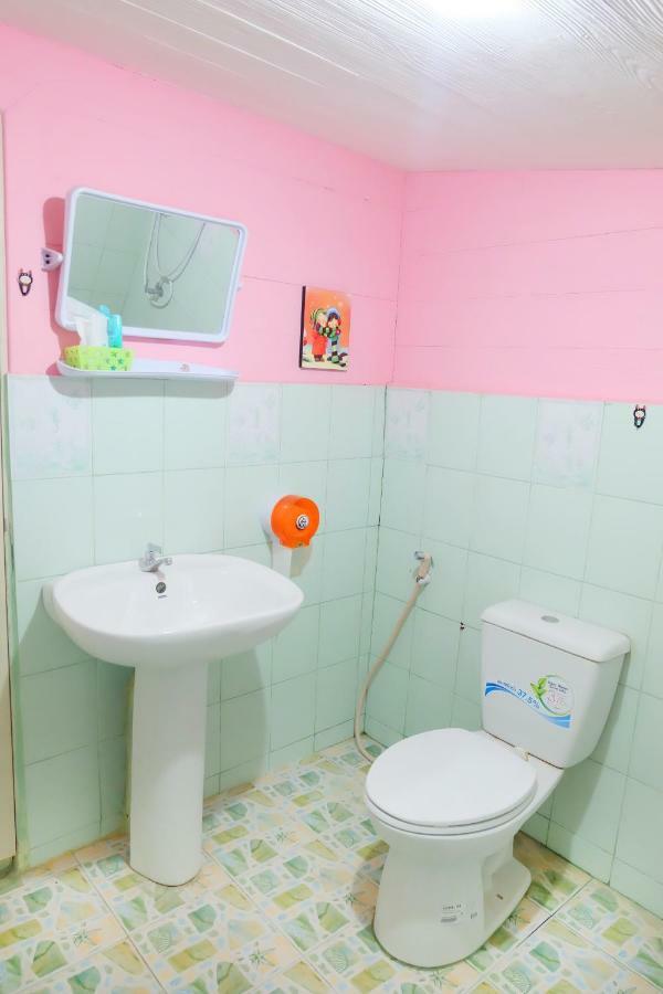 A Houses Homestay Nakhonratchasima Eksteriør billede