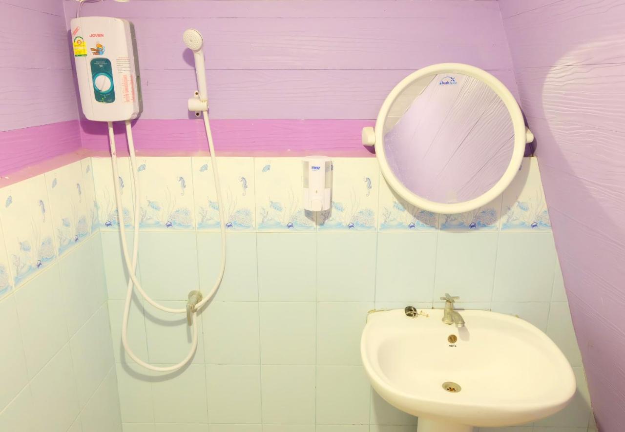 A Houses Homestay Nakhonratchasima Eksteriør billede